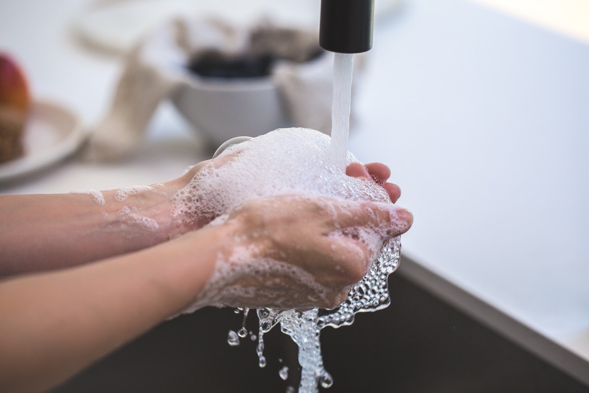 coronavirus hand washing Communicate to customers